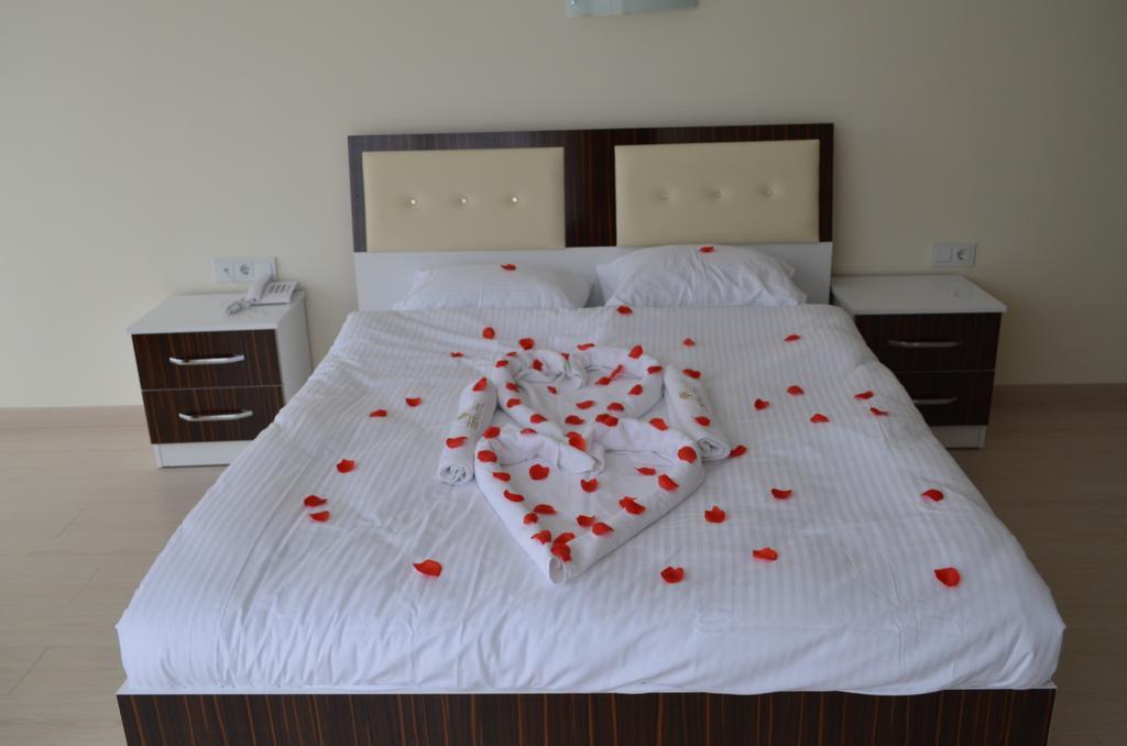 Kibyra Hotel Gölhisar Pokoj fotografie