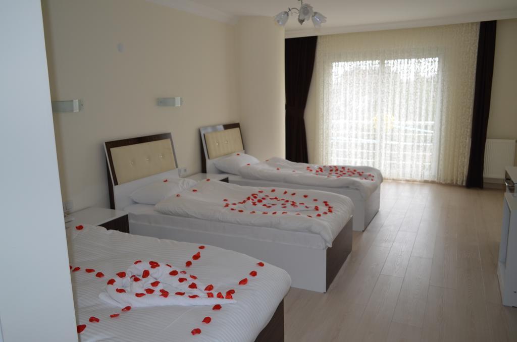 Kibyra Hotel Gölhisar Pokoj fotografie